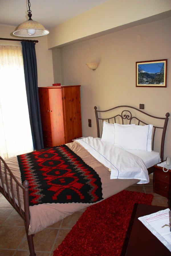 Monopati E6 Hotell Volakas Exteriör bild