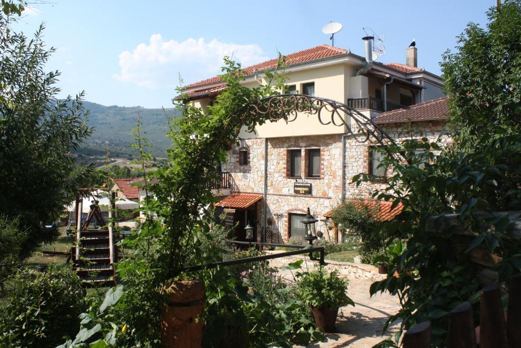 Monopati E6 Hotell Volakas Exteriör bild
